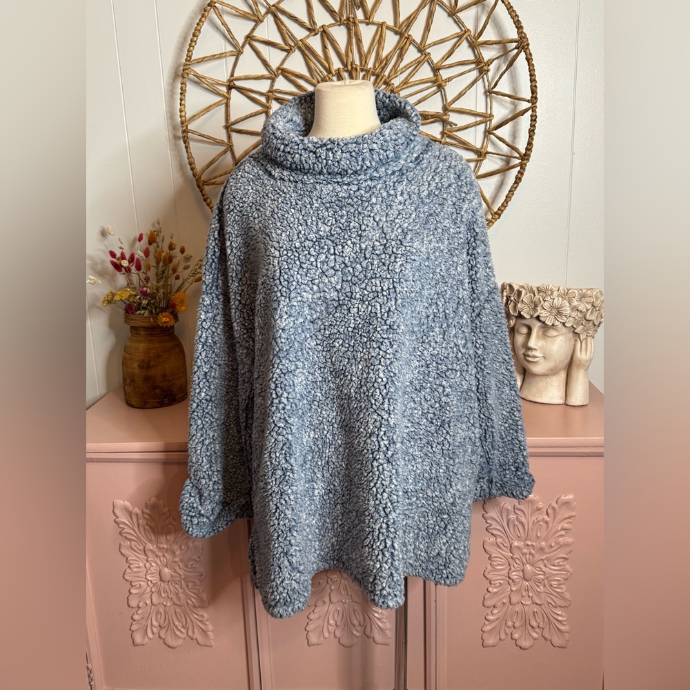 Kendall & Kylie Blue Textured Sweater with pockets!